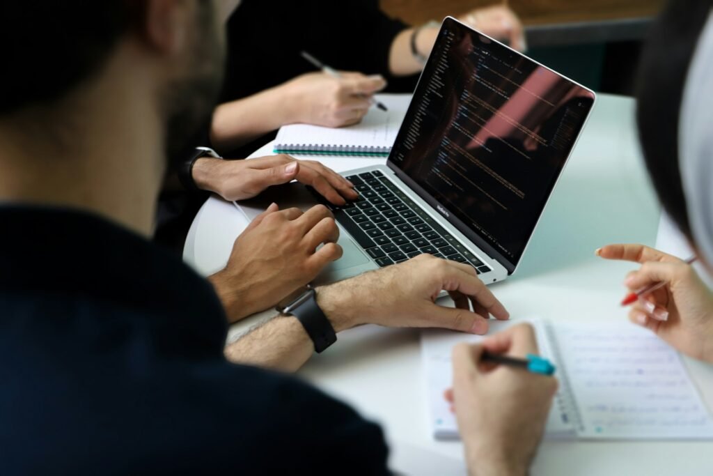 Especialistas en trading y holdings en Punta del Este, negocios internacionales